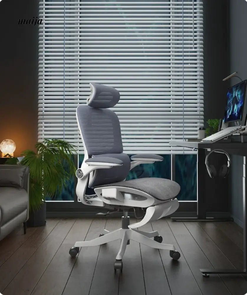 Black and White P53 Computer Chair - Image 10